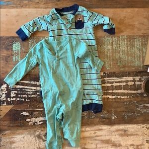 Carter’s long sleeve romper set